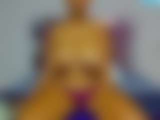 LilaMarin's Live Sex Cam Show