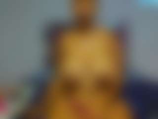 Live cam show with LilaMarin - Ebony Shaved Pussy on SpunkLive