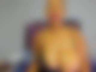 LilaMarin's Live Sex Cam Show