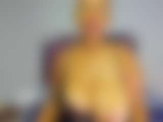 LilaMarin's Live Sex Cam Show