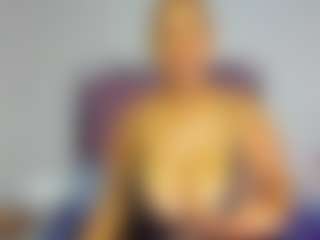 LilaMarin's Live Sex Cam Show
