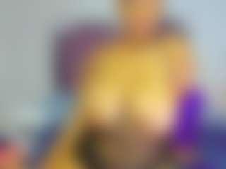 LilaMarin's Live Sex Cam Show