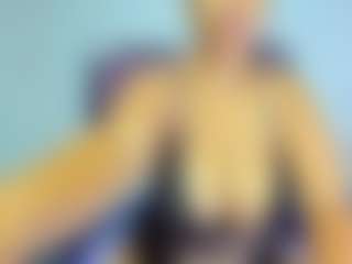LilaMarin's Live Sex Cam Show