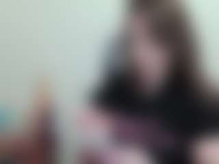 Lady the Tramp MILF webcam performer live streaming