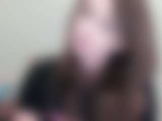 Lady the Tramp MILF webcam performer live streaming
