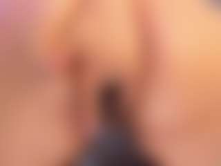 SrtaLewis's Live Sex Cam Show