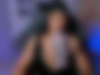Live cam show with Martinna Bonnet - Blowjob on Cam Slut