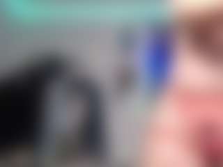 Live cam show with Laney Grey - Petite on Fapmatic.com