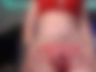 Live cam show with Laney Grey - Curvy on Fapmatic.com