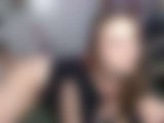 Live cam show with Laney Grey - Flirty on SquirtSoMuch
