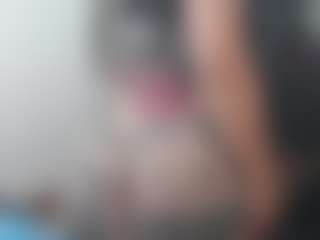 Live cam show with michell-fun23 - Brown Hair on AdultVida.com