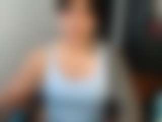 michell-fun23 MILF webcam performer live streaming