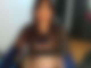 Live cam show with michell-fun23 - Brown Eyes on TeamSkeetLive