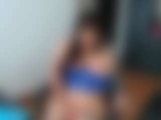 Live cam show with michell-fun23 - Brown Hair Toys on instabang