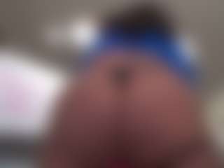 Live cam show with Kinky Kris - Toys on parknlotfishbdy