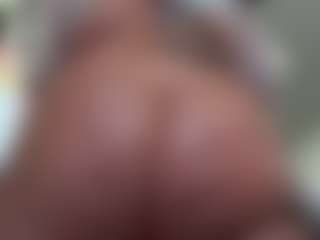 Live cam show with Kinky Kris - Lovely on PervPlay.com