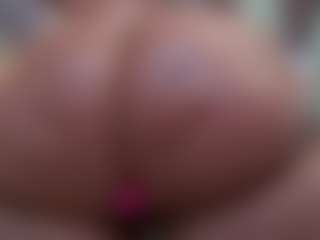 Kinky Kris's Live Sex Cam Show