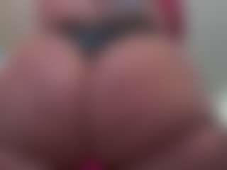 Kinky Kris's Live Sex Cam Show