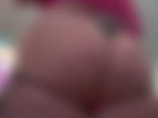 Kinky Kris's Live Sex Cam Show