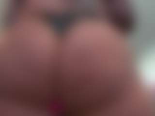 Kinky Kris's Live Sex Cam Show