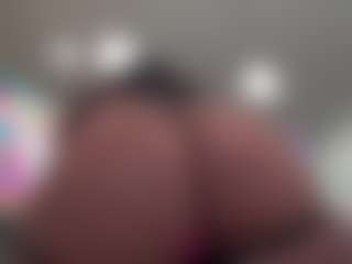 Live cam show with Kinky Kris - Innocent on Camming Site