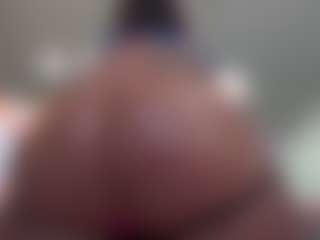 Live cam show with Kinky Kris - Fingerass on CamwithHer