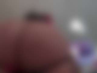 Kinky Kris's Live Sex Cam Show
