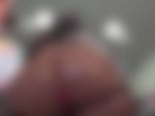 Live cam show with Kinky Kris - Geek on CamClone
