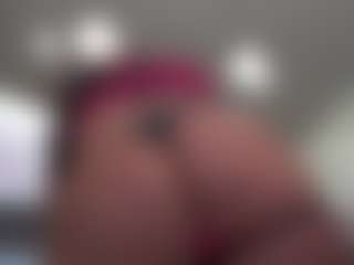 Kinky Kris's Live Sex Cam Show