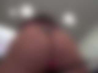 Kinky Kris's Live Sex Cam Show
