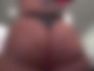 Kinky Kris's Live Sex Cam Show