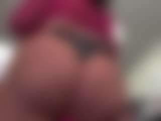 Kinky Kris's Live Sex Cam Show