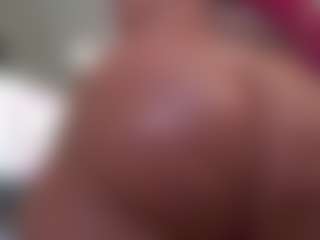 Kinky Kris's Live Sex Cam Show