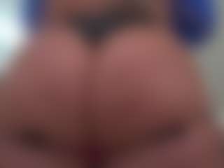 Kinky Kris's Live Sex Cam Show