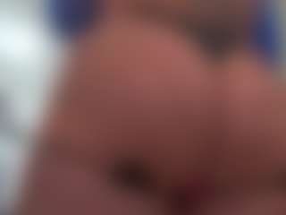 Kinky Kris's Live Sex Cam Show