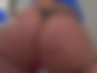Kinky Kris's Live Sex Cam Show