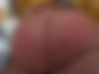 Live cam show with Kinky Kris - Game on Mixed Magazine Live