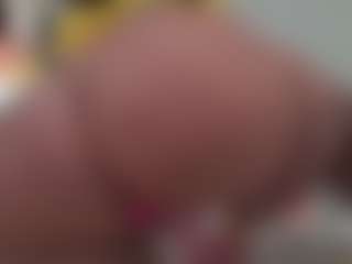 Kinky Kris's Live Sex Cam Show