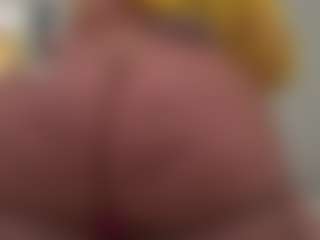 Kinky Kris's Live Sex Cam Show