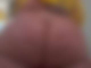 Kinky Kris's Live Sex Cam Show