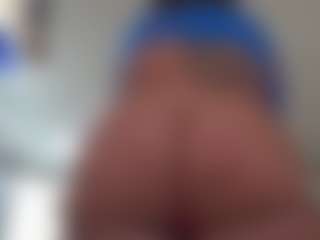 Kinky Kris's Live Sex Cam Show