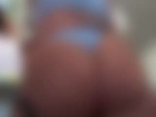 Kinky Kris's Live Sex Cam Show