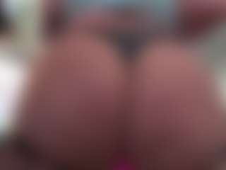 Kinky Kris's Live Sex Cam Show