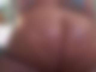 Live cam show with Kinky Kris - Barelylegal on Chatstar