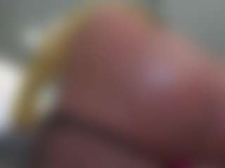 Kinky Kris's Live Sex Cam Show