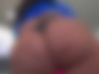 Live cam show with Kinky Kris - Toys MILF on CSO-WL