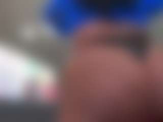 Kinky Kris's Live Sex Cam Show