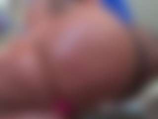 Kinky Kris's Live Sex Cam Show