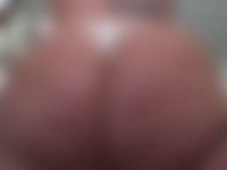 Live cam show with Kinky Kris - White Big Ass on madthumbs | united states