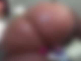 Live cam show with Kinky Kris - BBW HD on livesexfox.com